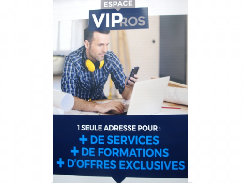 Destiné aux artisans du bâtiment, le portail en ligne s’appuie sur une base de données de 200 000 contacts.