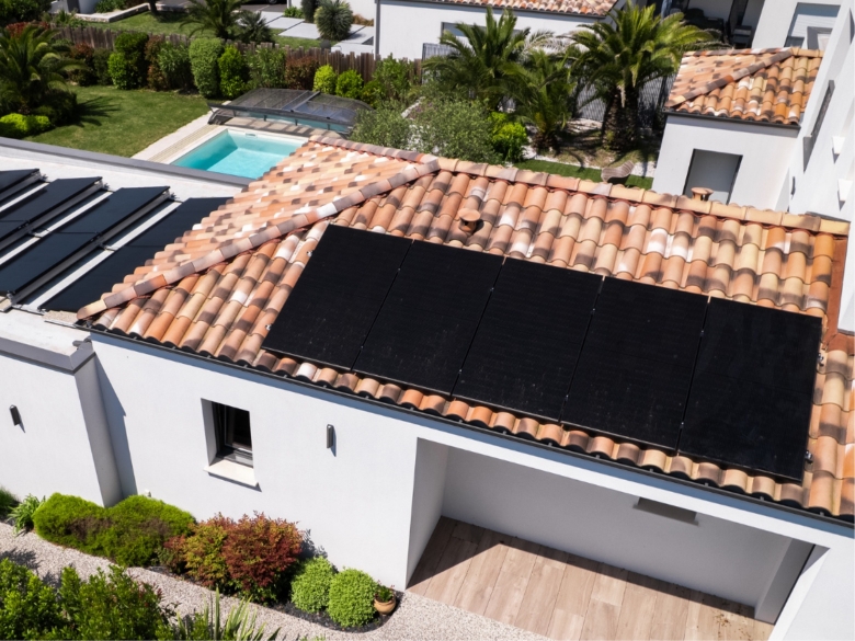 Photovoltaïque : Dualsun lance Azur et veut accélérer sa production européenne
