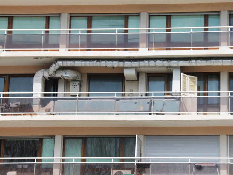 Ce n’est ni un montage ni un cliché pris dans un pays exotique. Cette photo fait partie des 320 clichés reçus par l’Agence qualité construction...