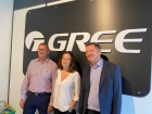 Yann Voisin (nouveau responsable des ventes), Diane Decléty (responsable marketing et communication) et Patrice Ruaz (directeur France) au siège Gree France basé à Vendargues (34).